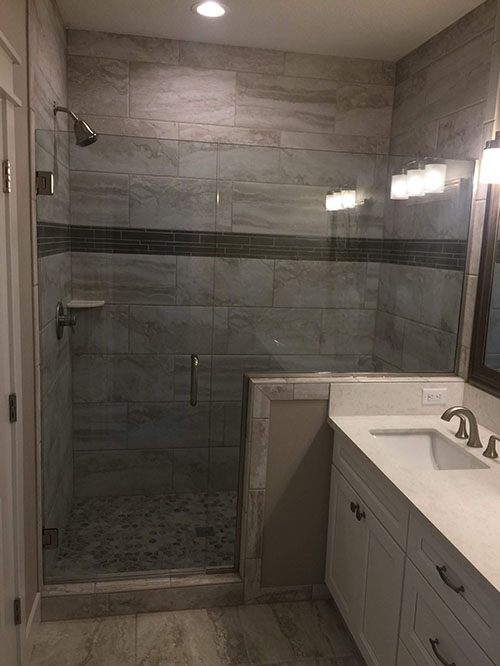 semi-frameless shower door w/ notched panel
